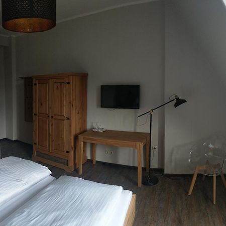 Hotel Friedensbruecke Greiz Buitenkant foto