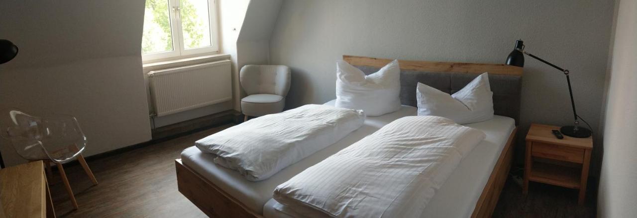 Hotel Friedensbruecke Greiz Buitenkant foto